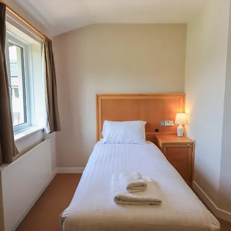 Jubilee First-floor Single Bedroom *