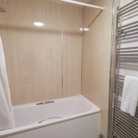 Jubilee First-floor Single Bedroom Penrith