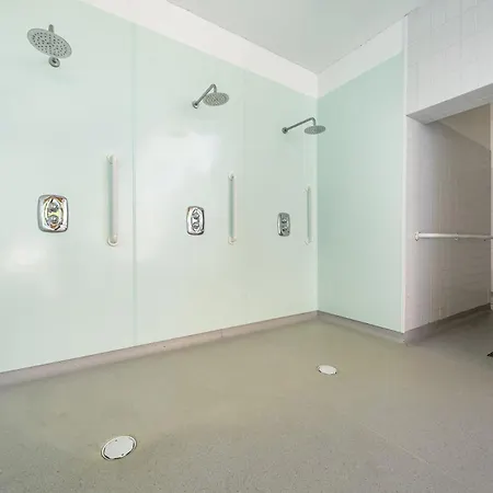 Jubilee First-floor Single Bedroom